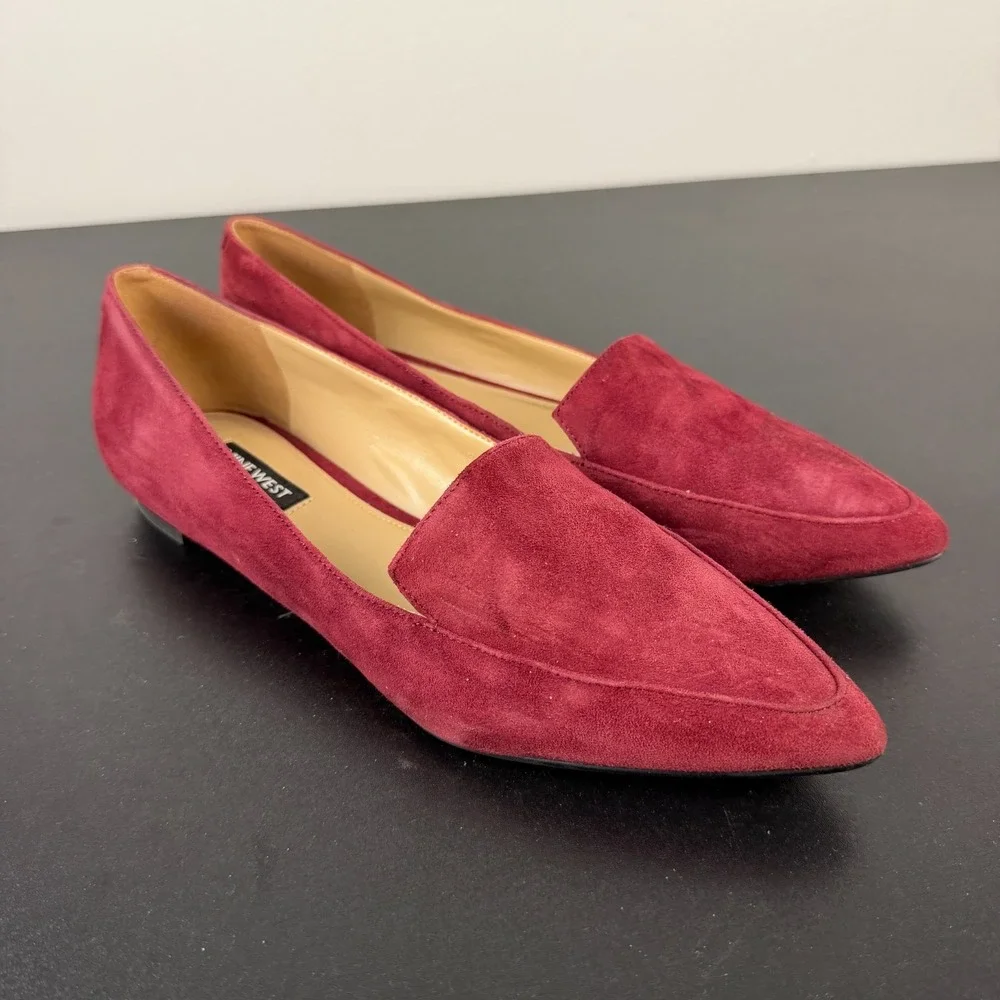 Nine West Abay Loafer Women 7.5M Burgundy Suede Pointed Toe Slip On Flats Career